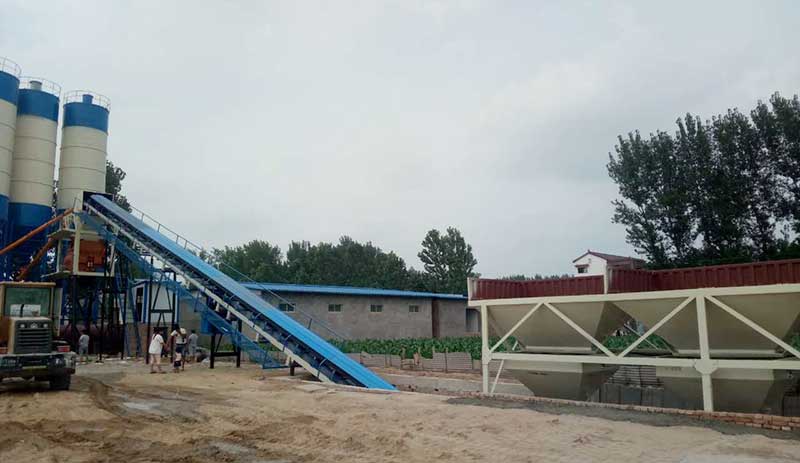 hopper-lift-concrete-batching-plant-in-zhoukou-1